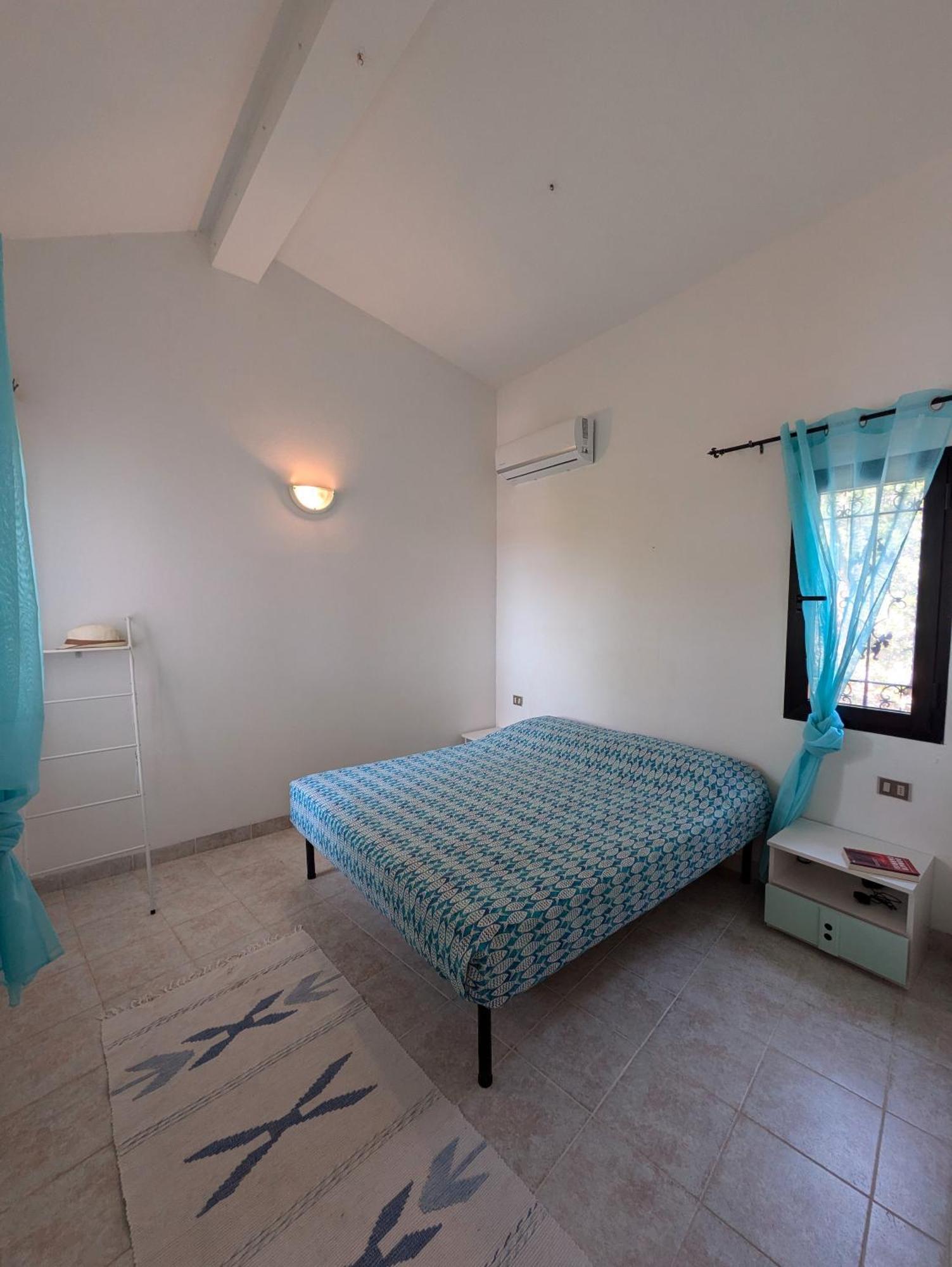 Villa Vista Mare Cala Ginepro Punta Molara Exteriér fotografie