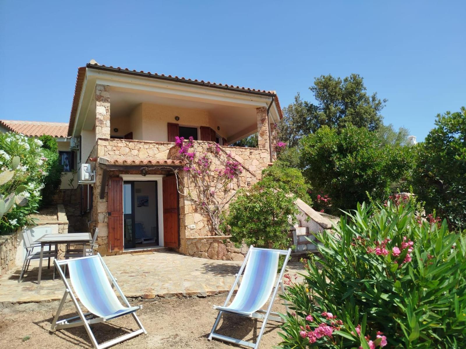 Villa Vista Mare Cala Ginepro Punta Molara Exteriér fotografie